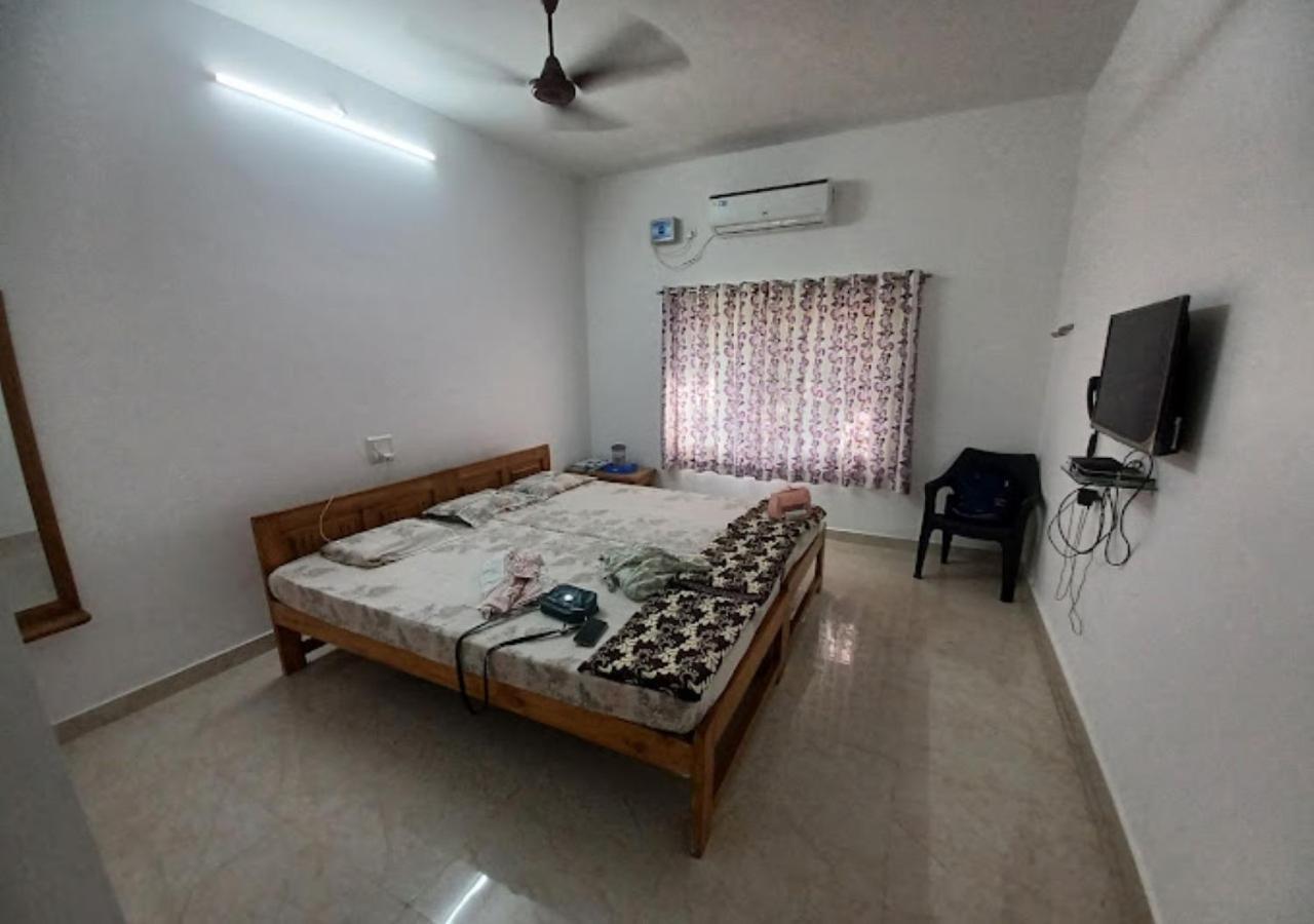Bapat Niwas Home Stay Ganpatipule Esterno foto